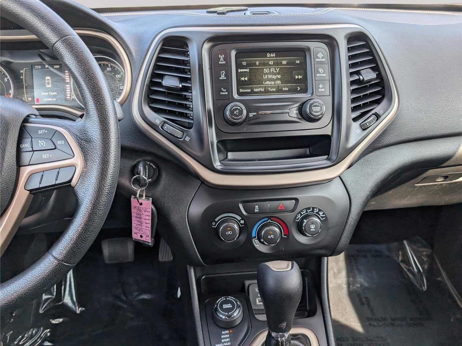 2015 Jeep Cherokee Sport
