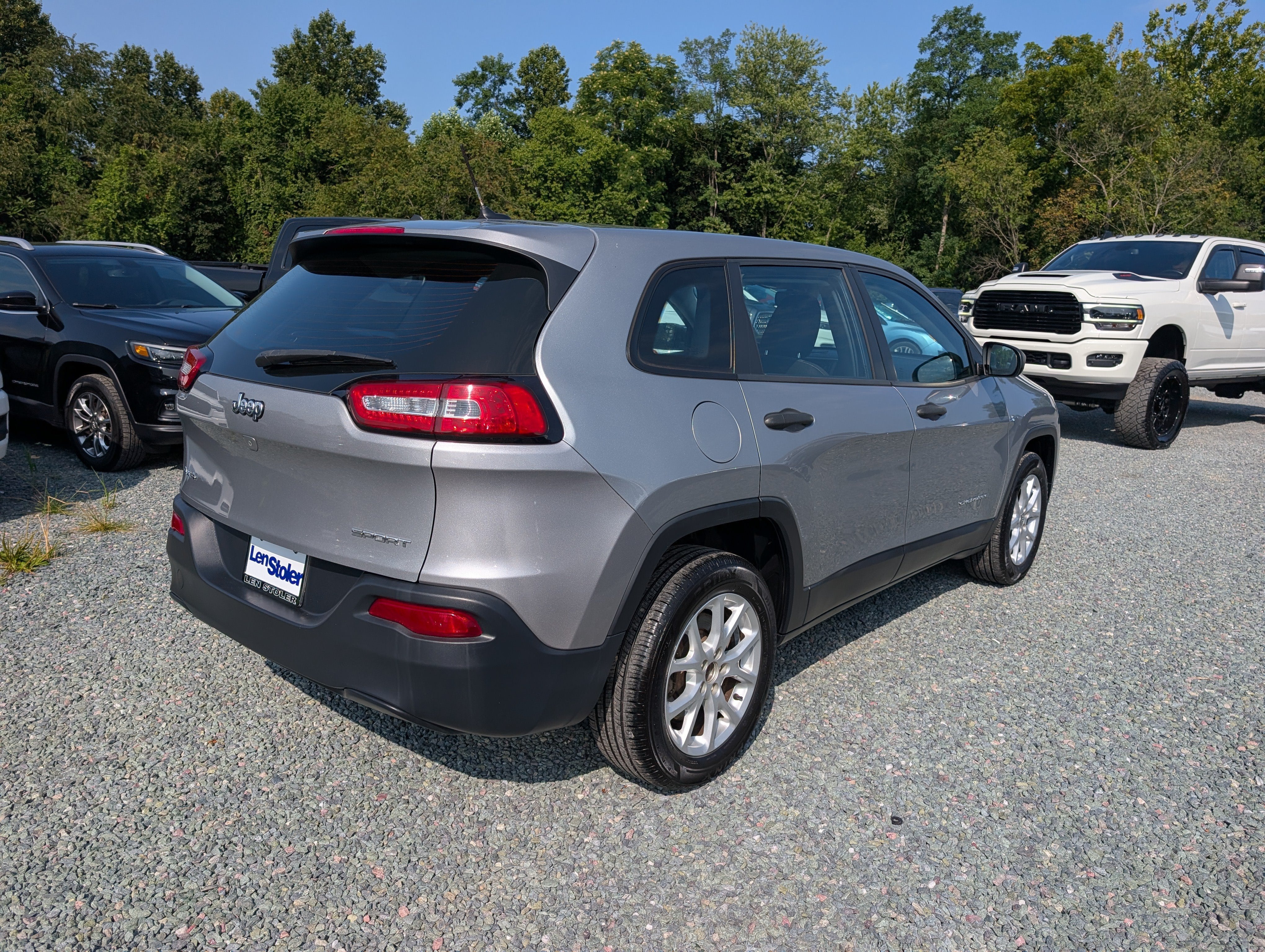 2015 Jeep Cherokee Sport