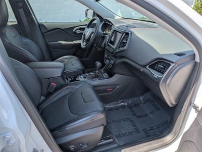 2023 Jeep Cherokee Trailhawk