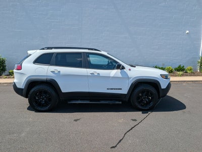 2023 Jeep Cherokee Trailhawk