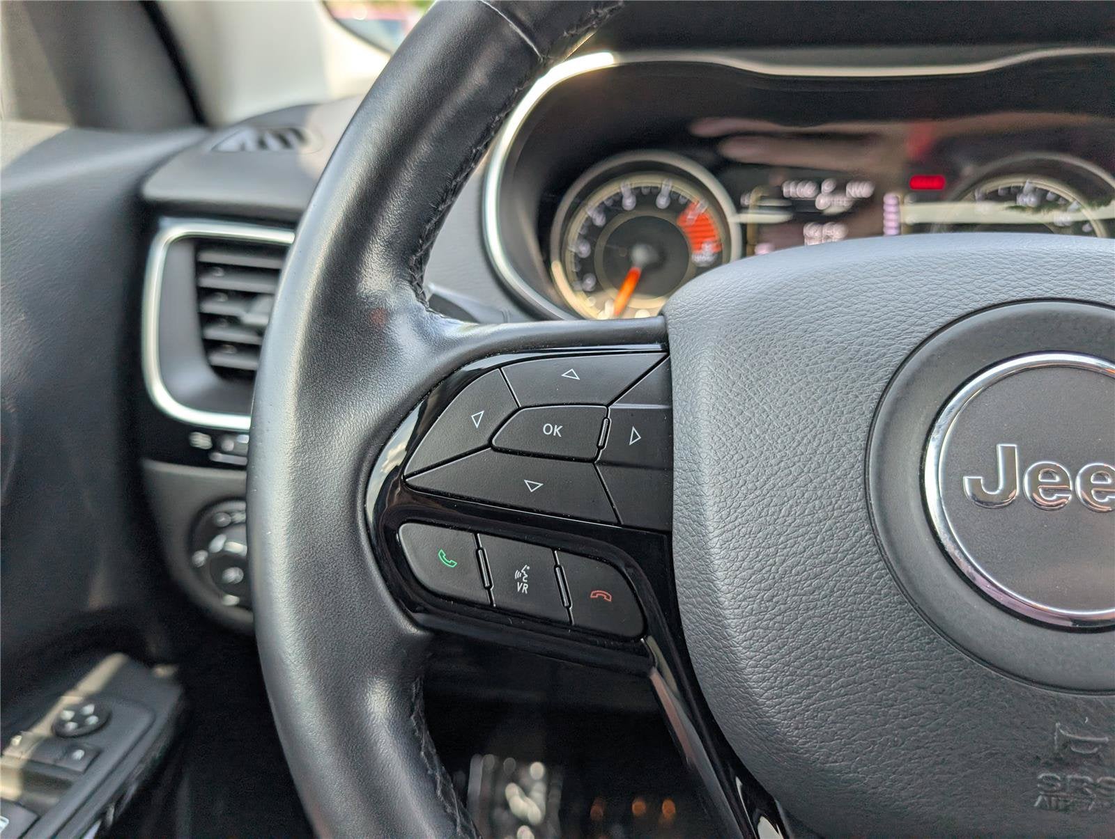 2020 Jeep Cherokee Altitude