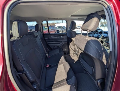 2023 Jeep Grand Cherokee Laredo X