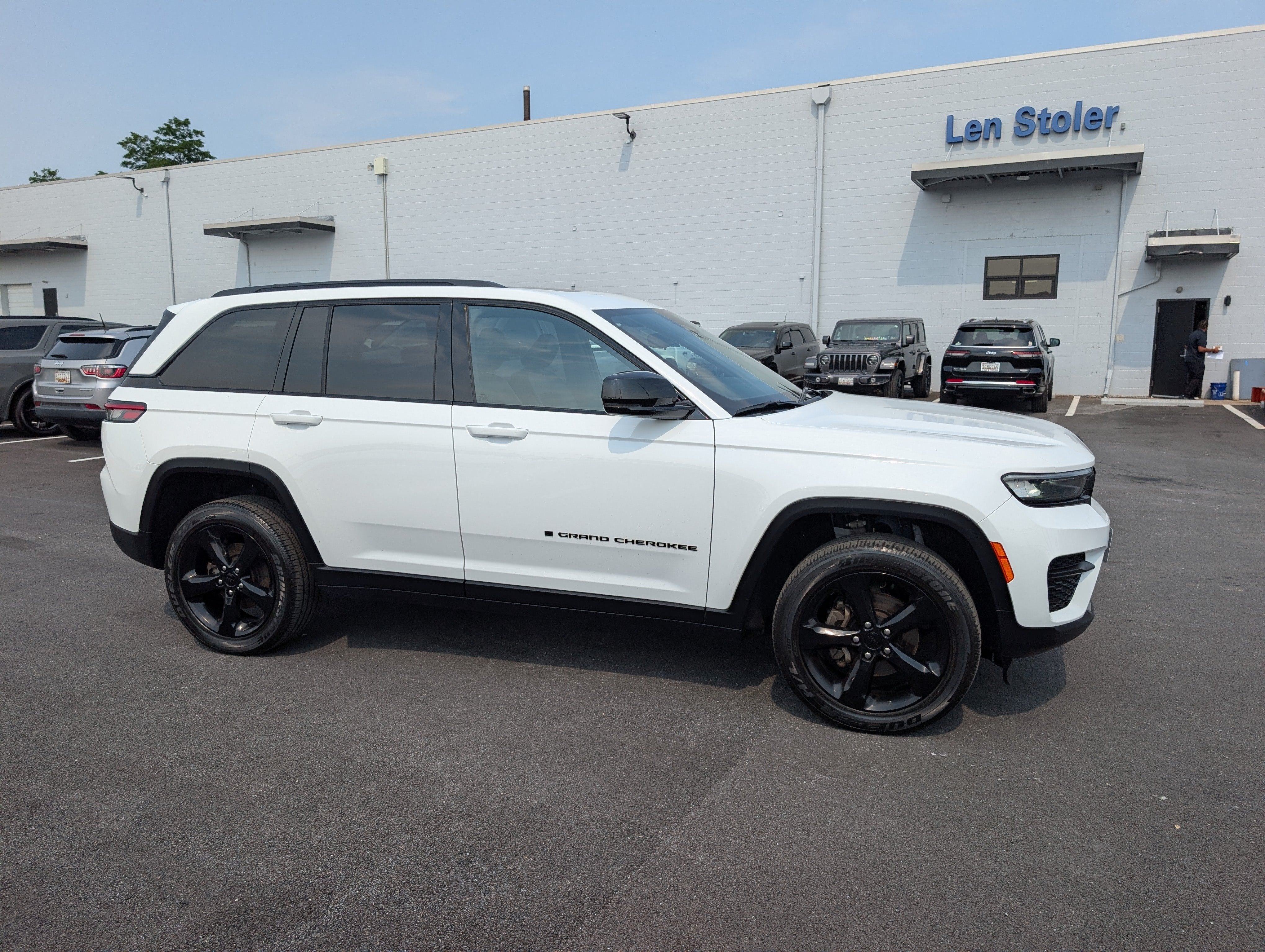 2023 Jeep Grand Cherokee Altitude
