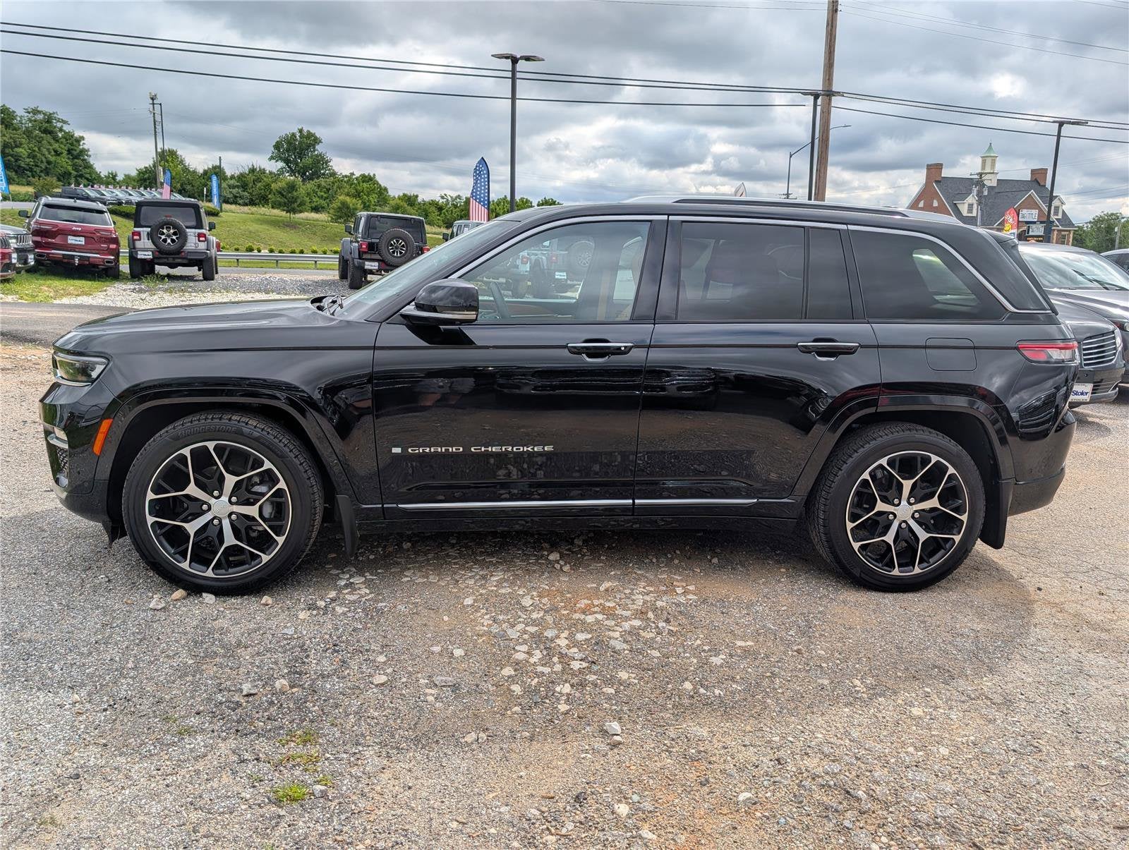 2023 Jeep Grand Cherokee Summit Reserve