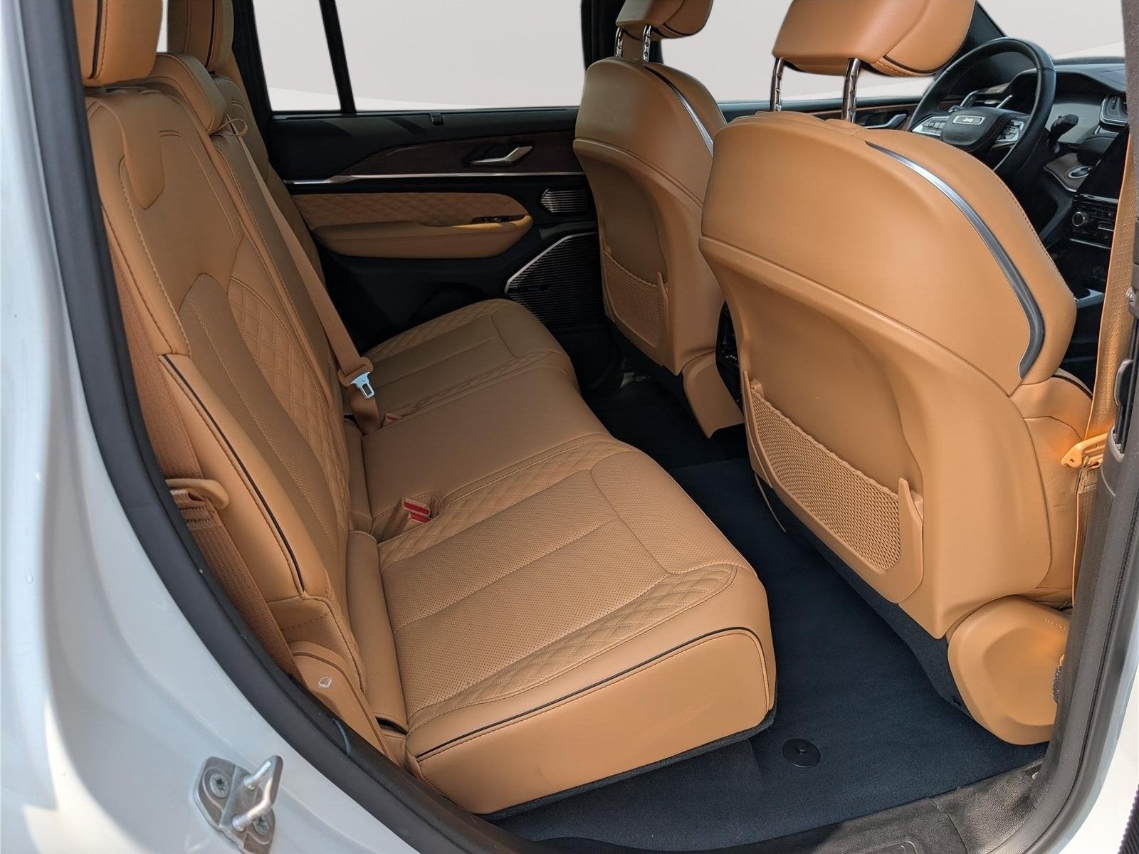 2023 Jeep Grand Cherokee Summit
