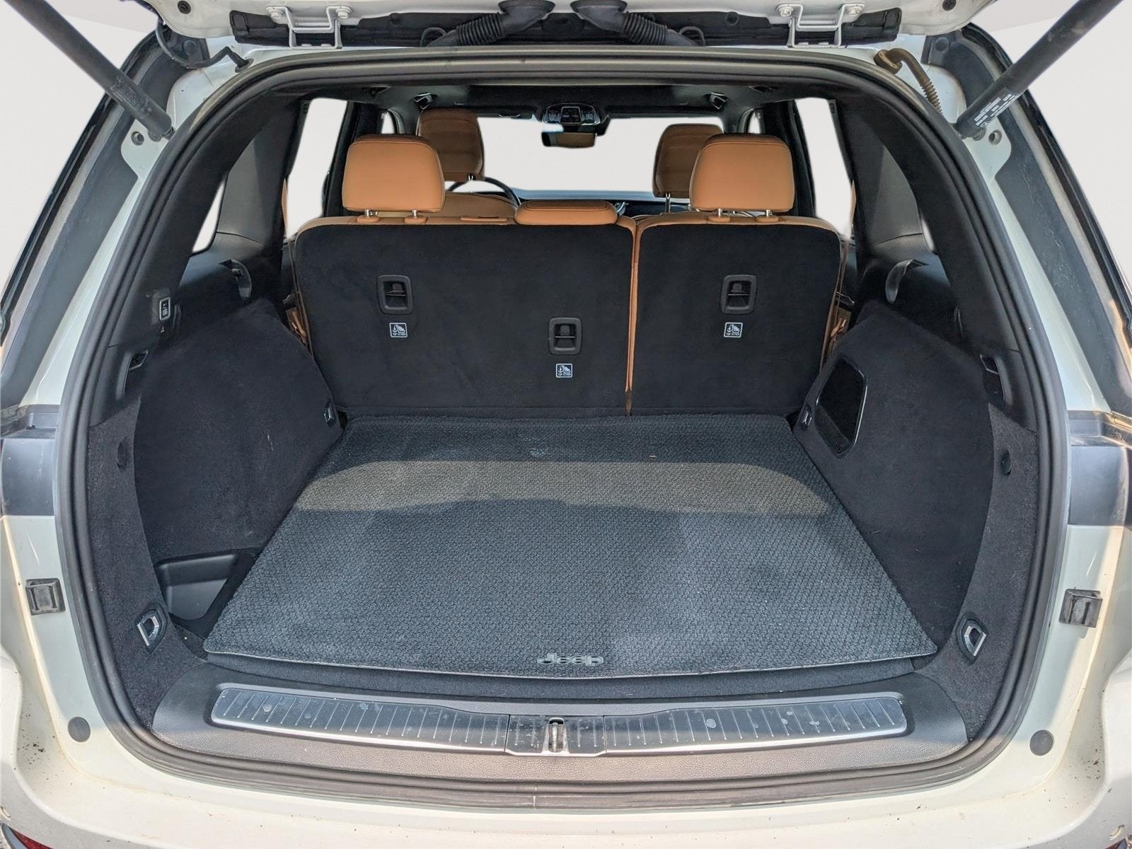 2023 Jeep Grand Cherokee Summit