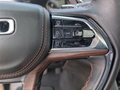 2023 Jeep Grand Cherokee Summit