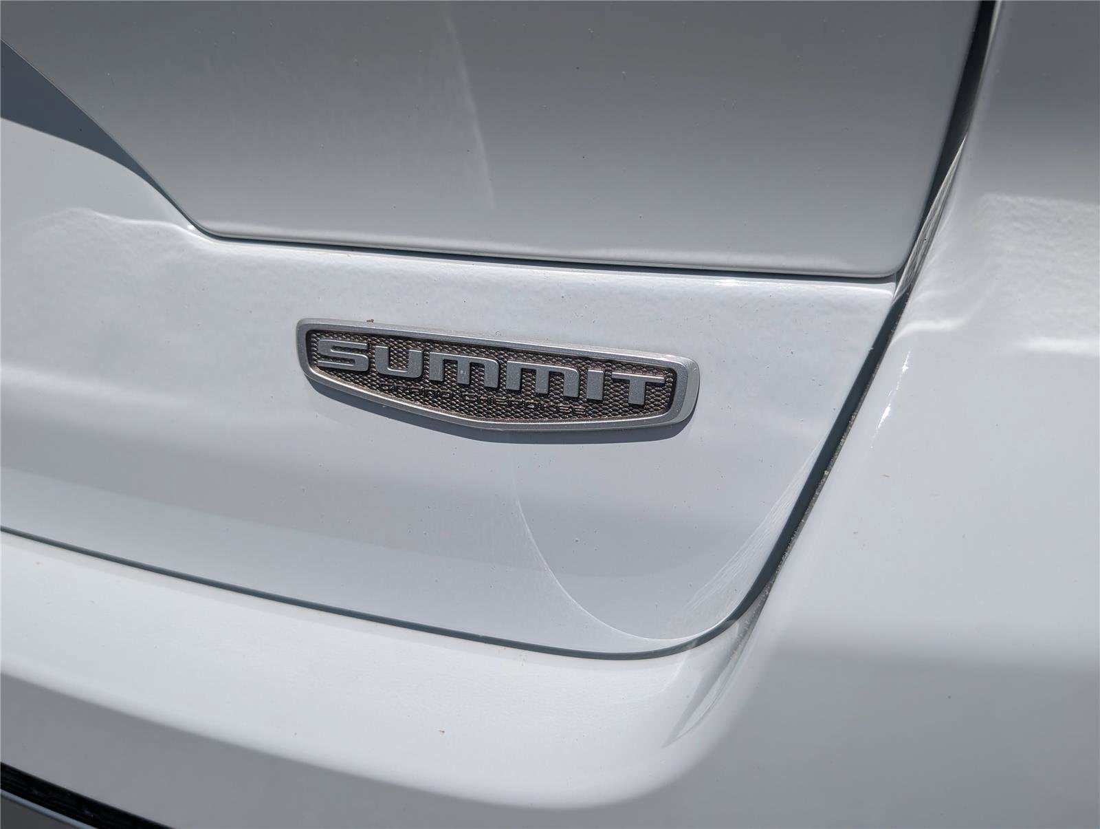 2024 Jeep Grand Cherokee Summit