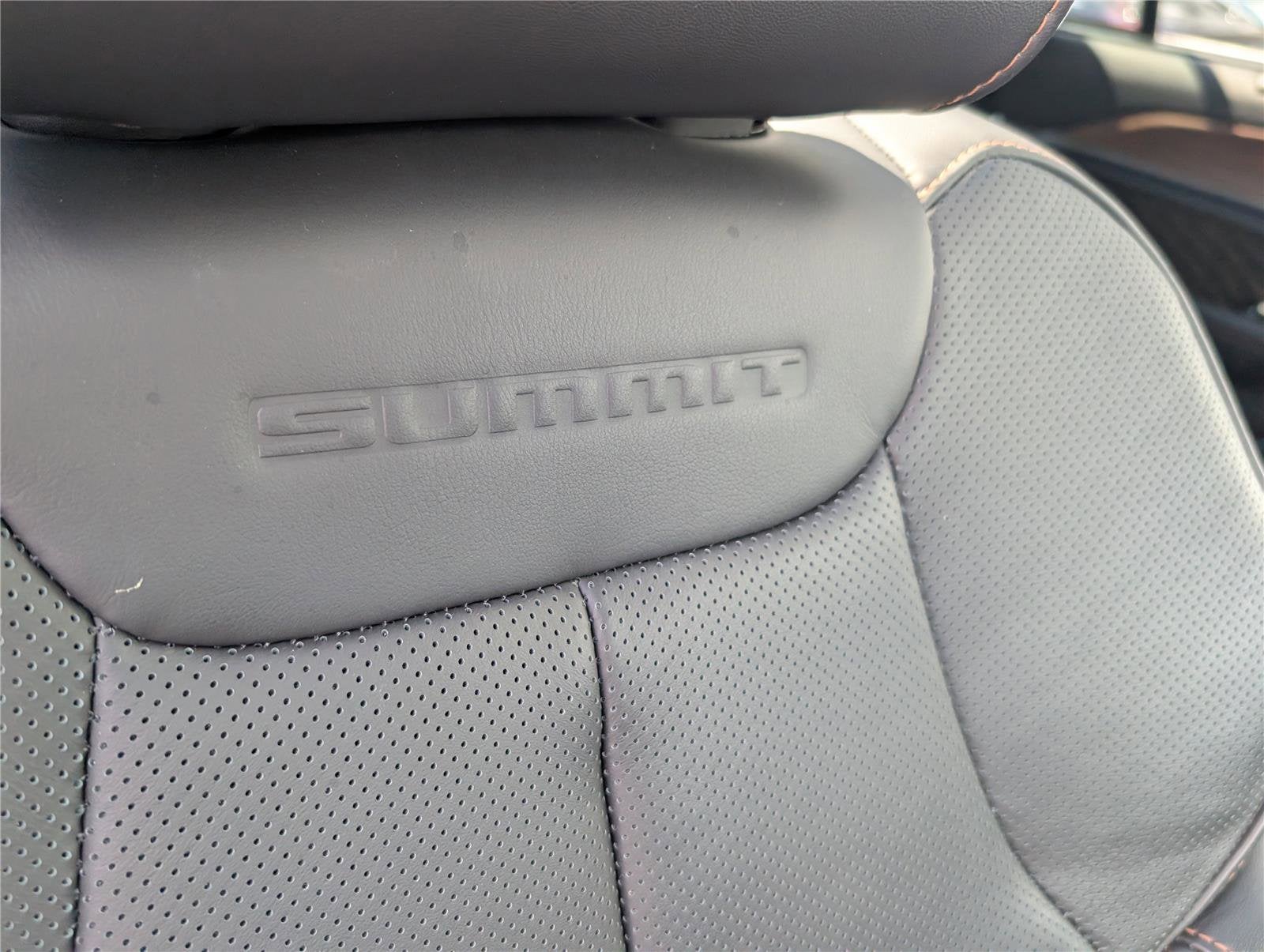 2024 Jeep Grand Cherokee Summit