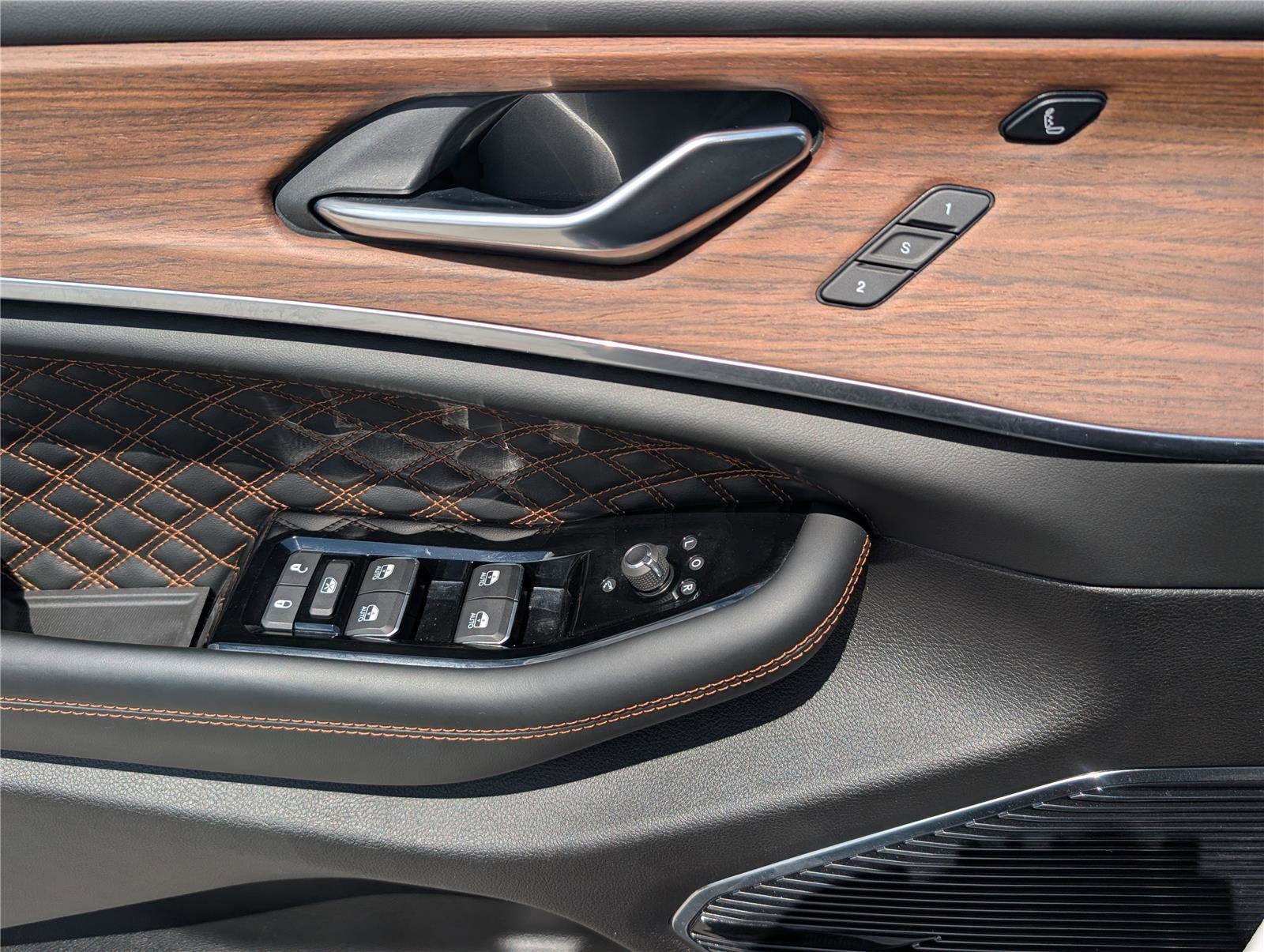 2024 Jeep Grand Cherokee Summit