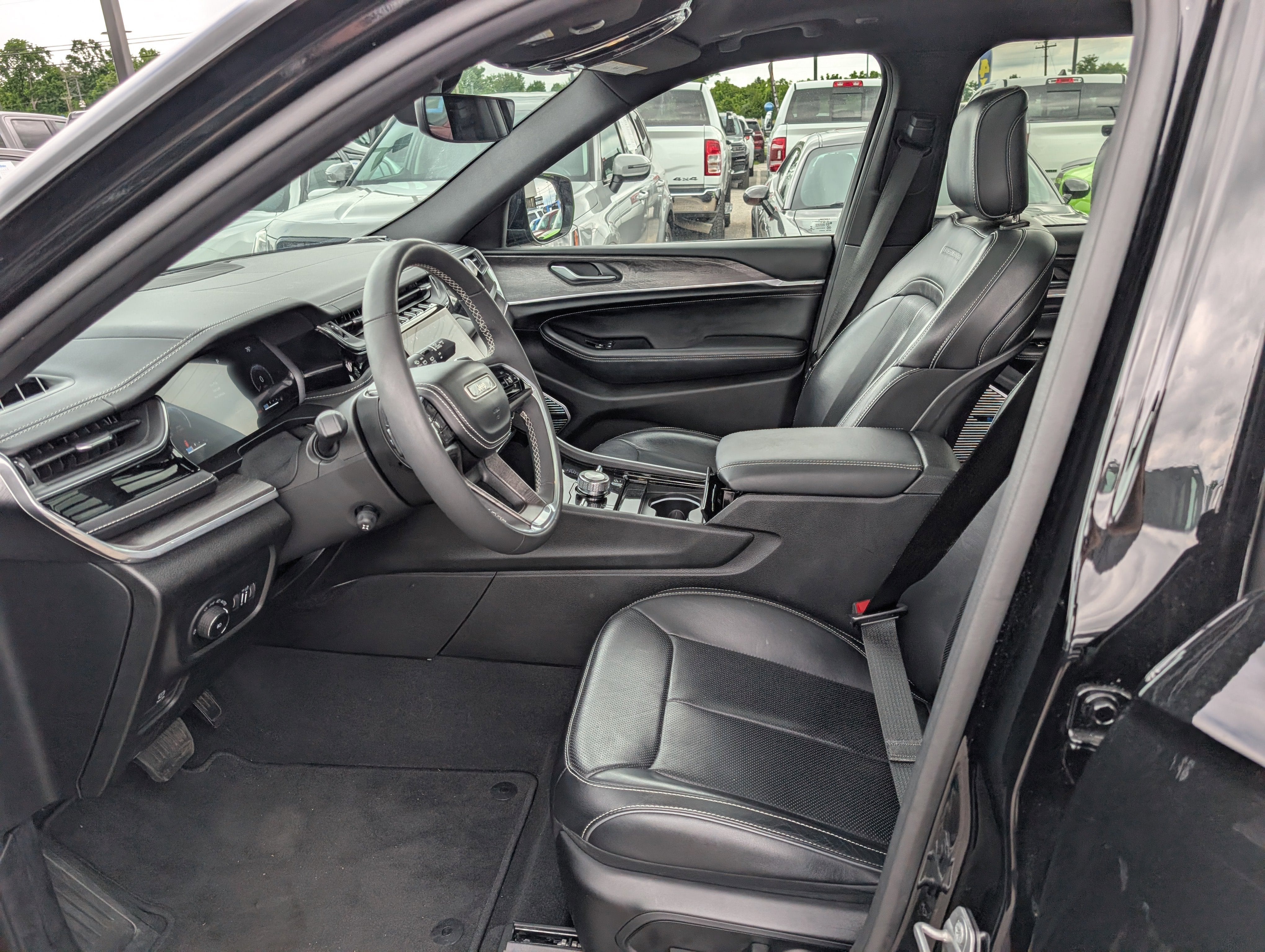 2023 Jeep Grand Cherokee L Overland
