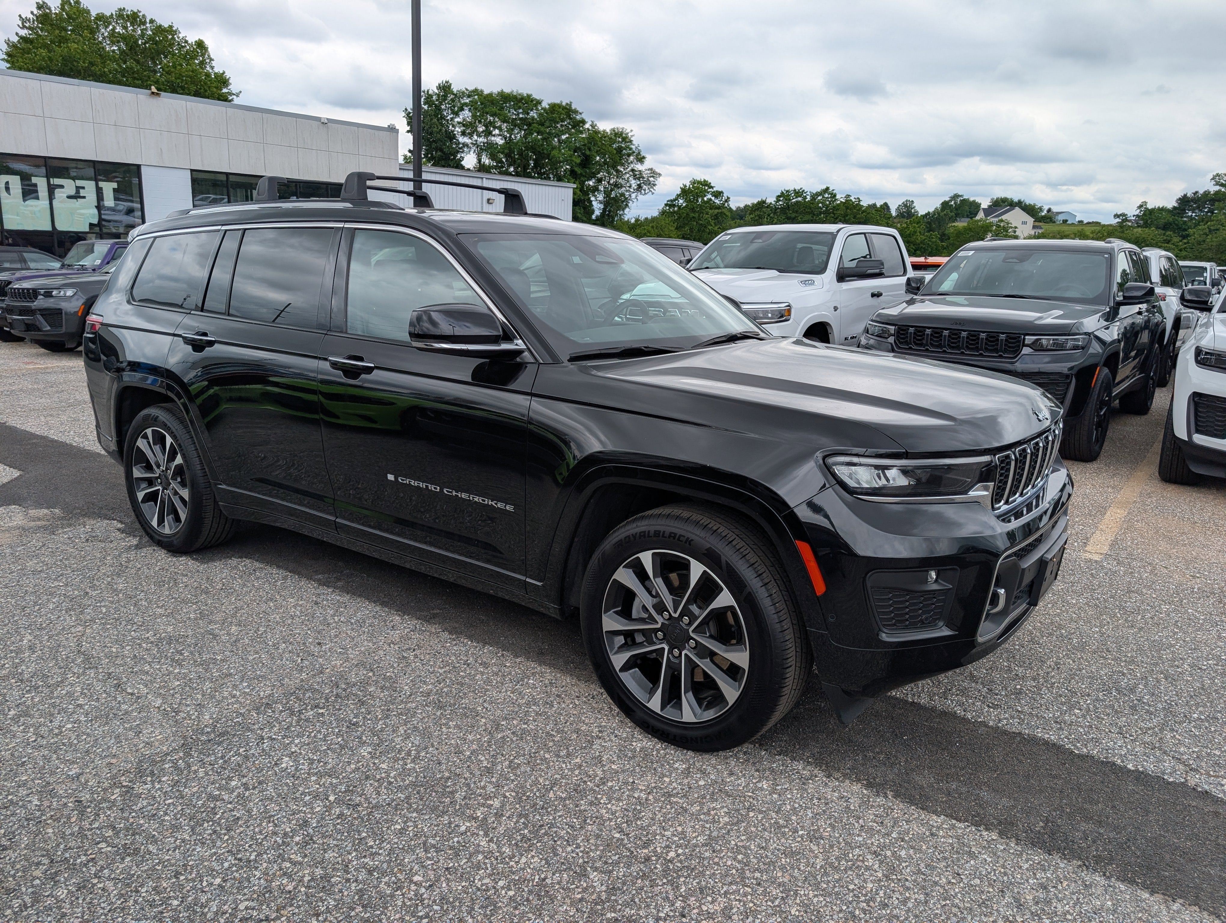 2023 Jeep Grand Cherokee L Overland