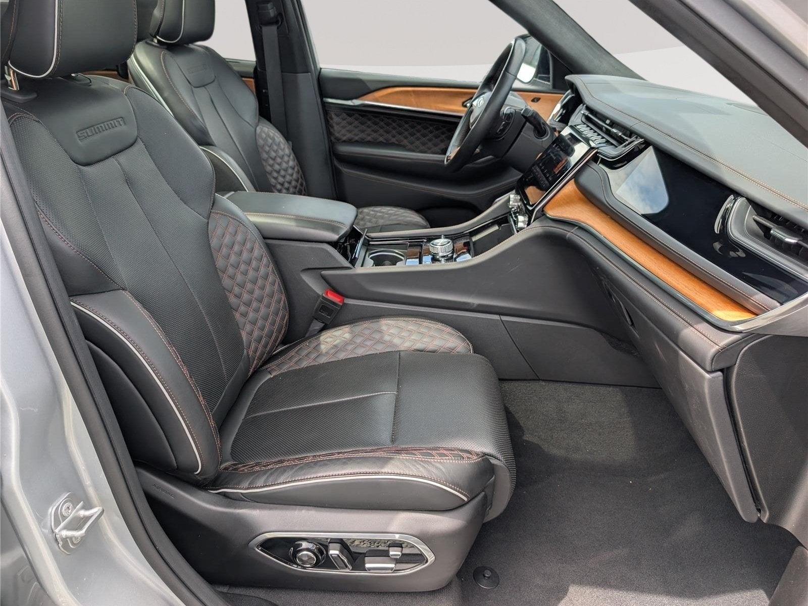 2023 Jeep Grand Cherokee L Summit Reserve