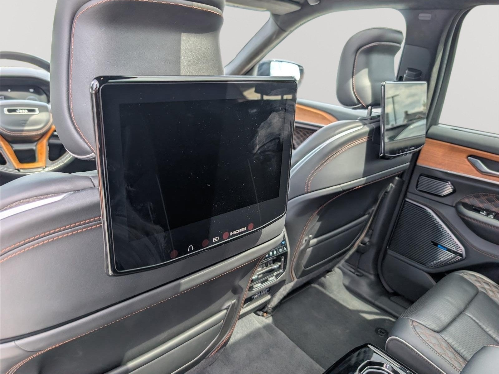 2023 Jeep Grand Cherokee L Summit Reserve