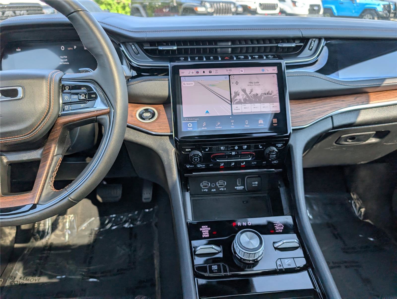 2023 Jeep Grand Cherokee L Summit