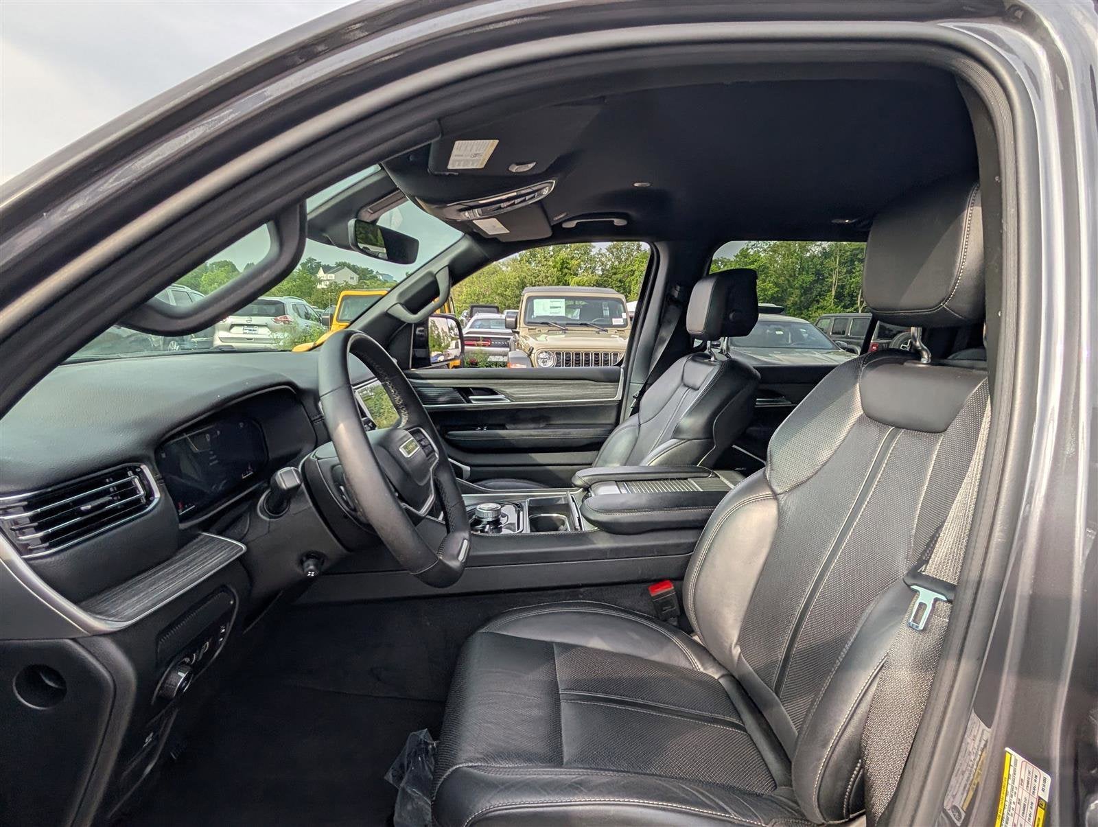 2024 Jeep Wagoneer Series II