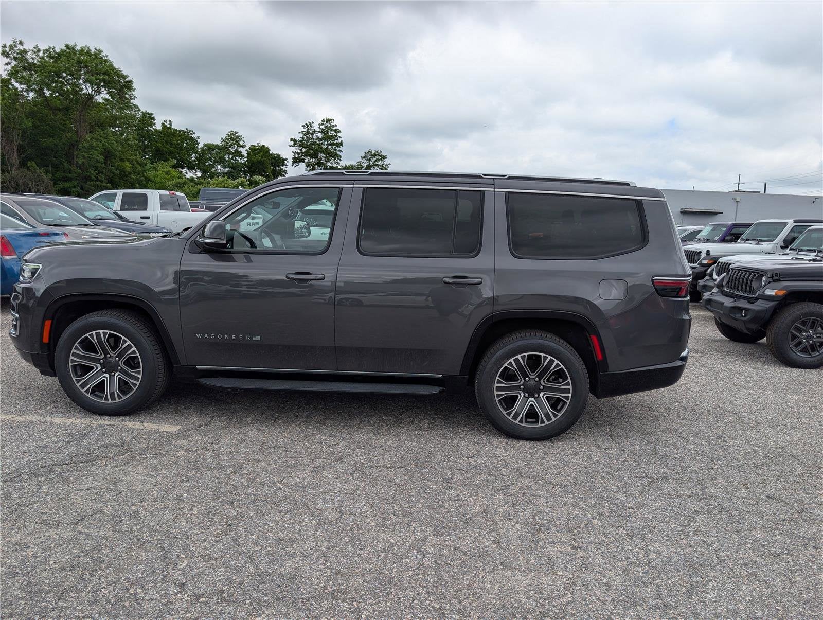 2024 Jeep Wagoneer Series II
