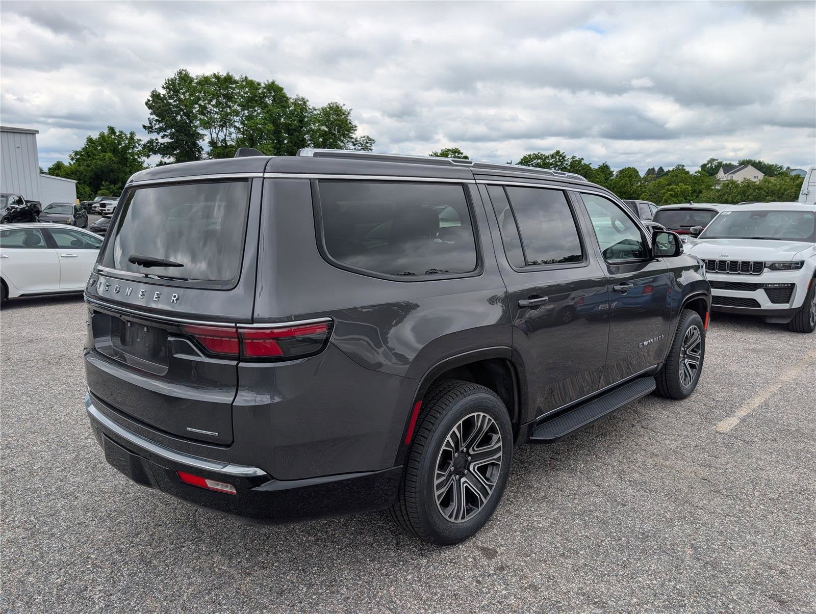 2024 Jeep Wagoneer Series II