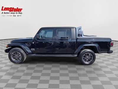 2022 Jeep Gladiator Overland