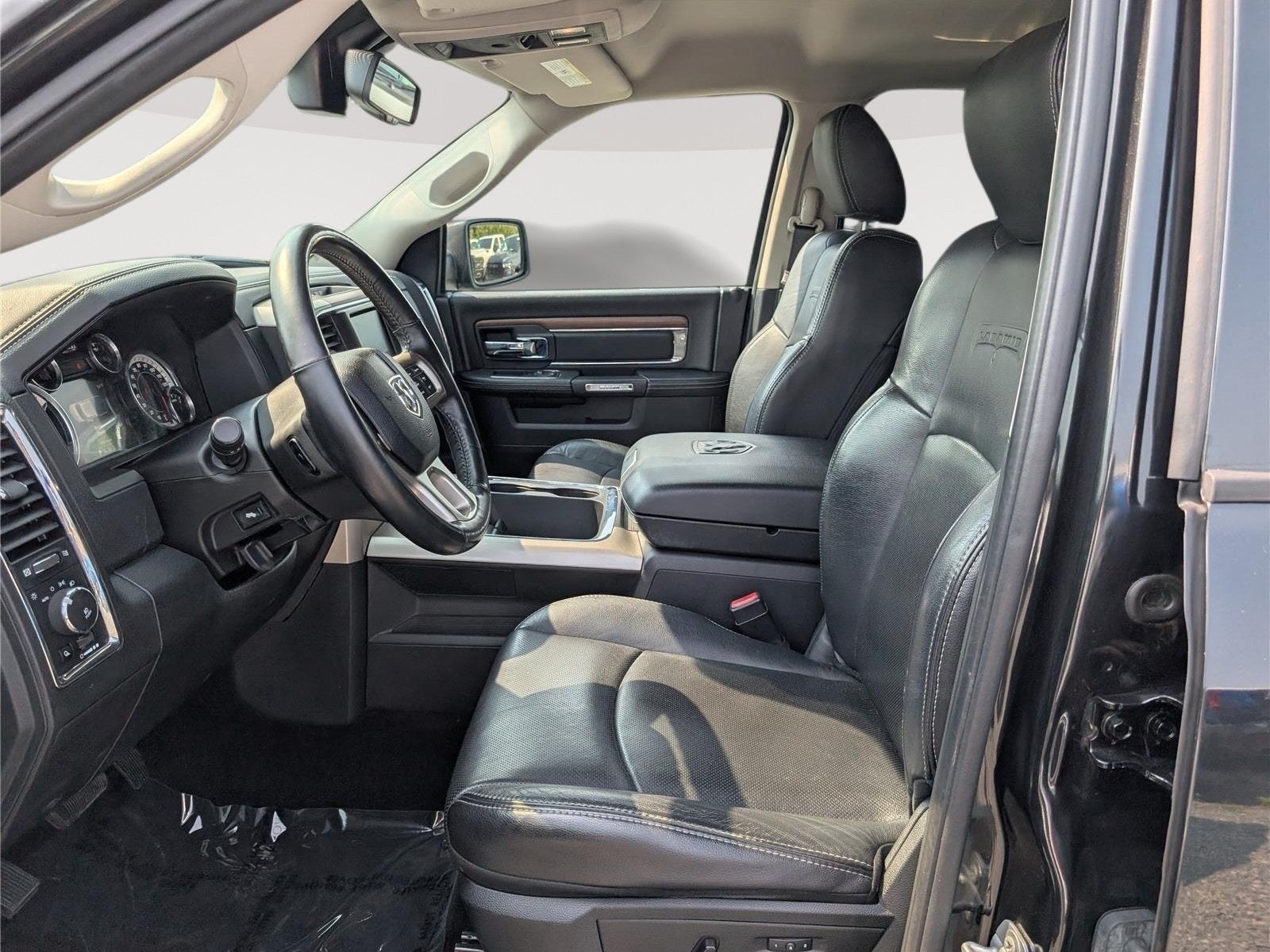 2016 RAM 1500 Laramie