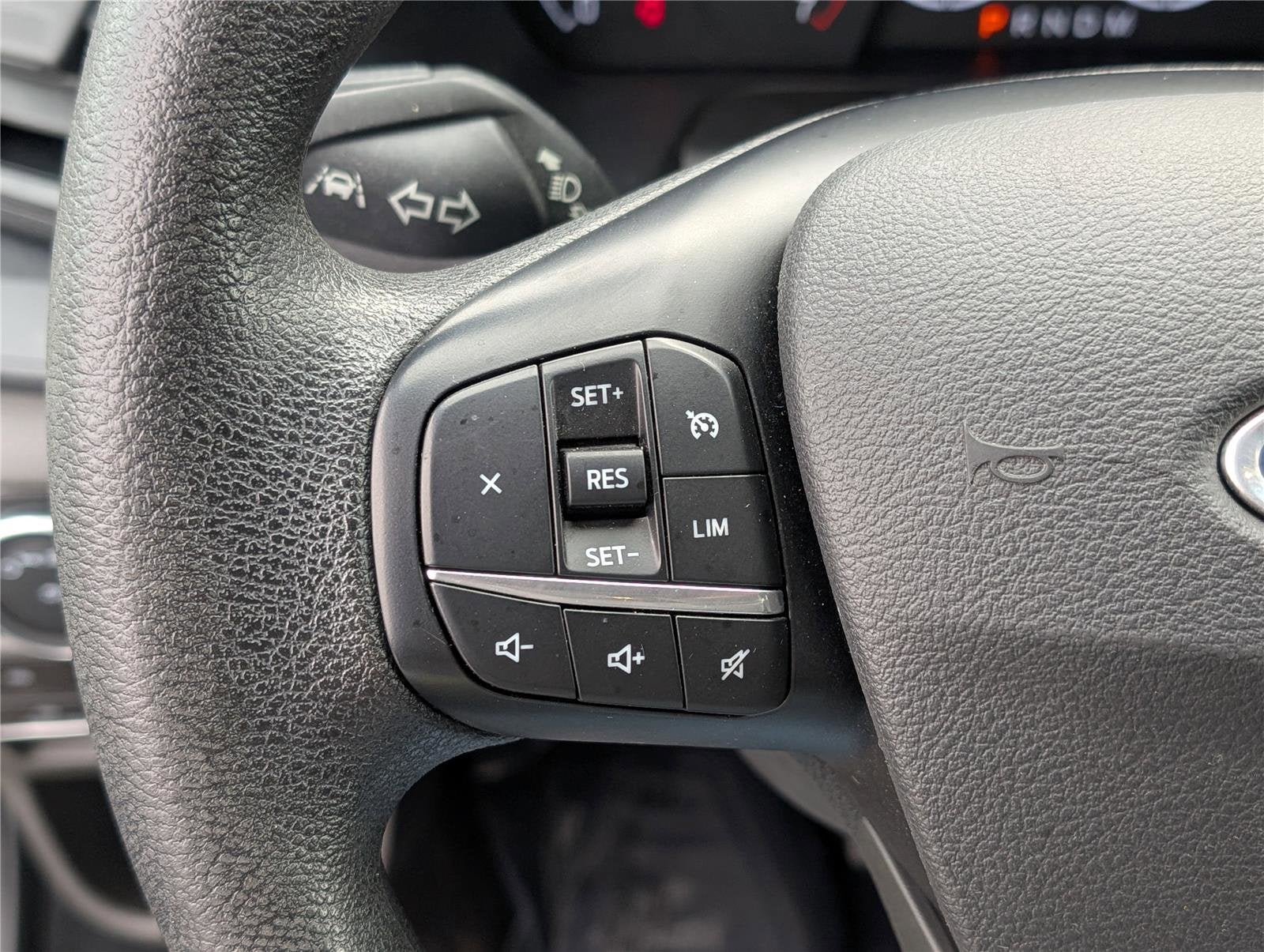 2024 Ford Transit Passenger Wagon XLT