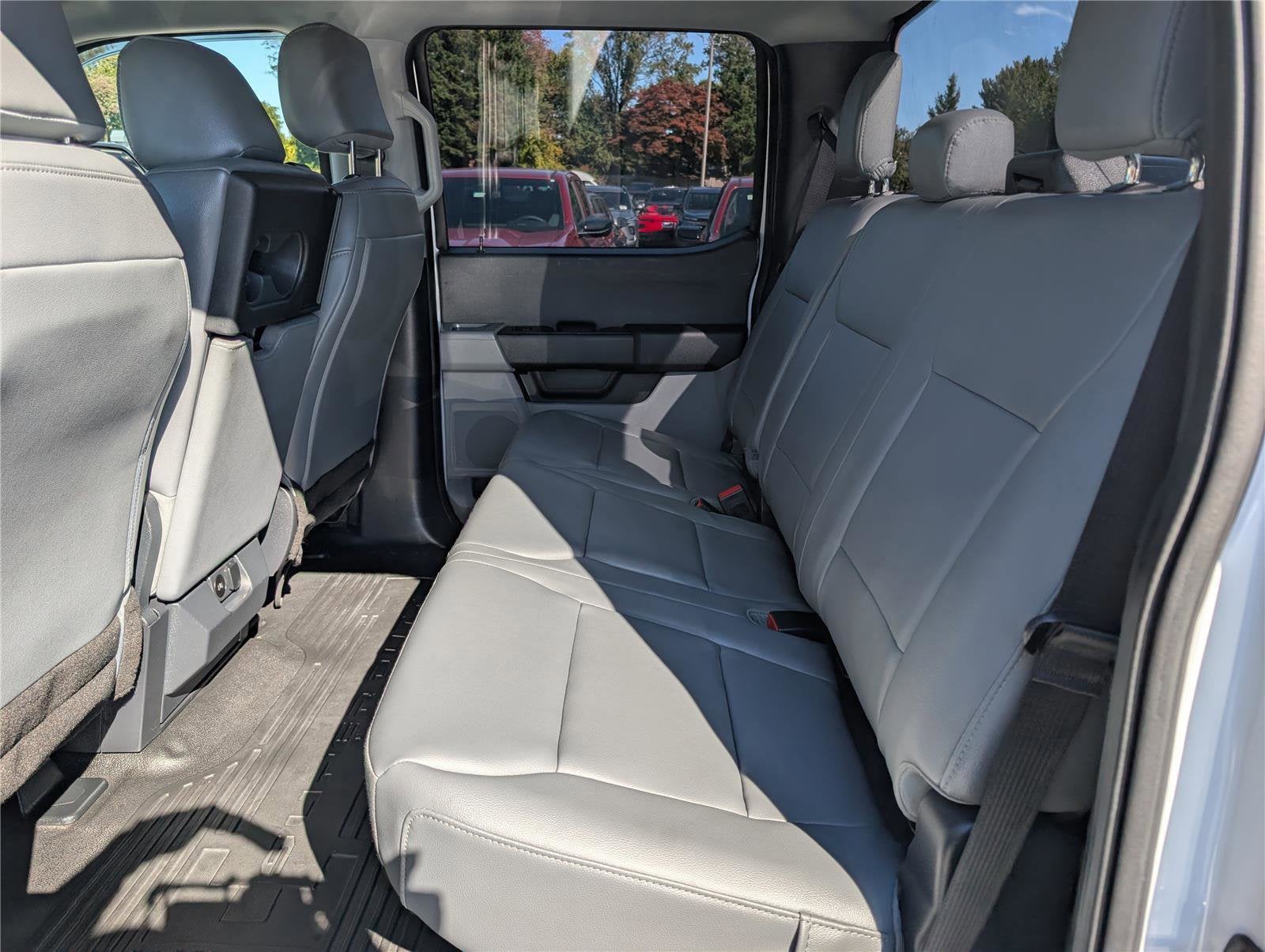 2024 Ford Super Duty F-550 DRW XL