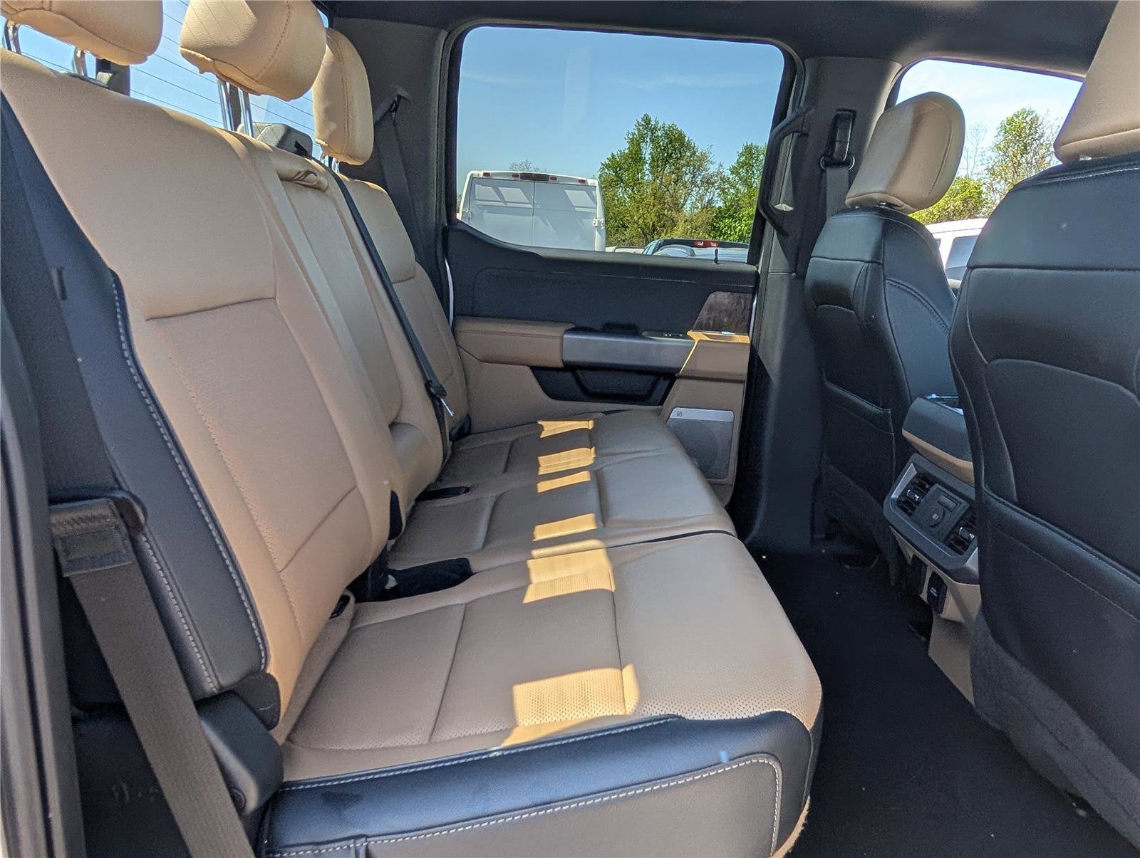 2023 Ford Super Duty F-250 SRW LARIAT