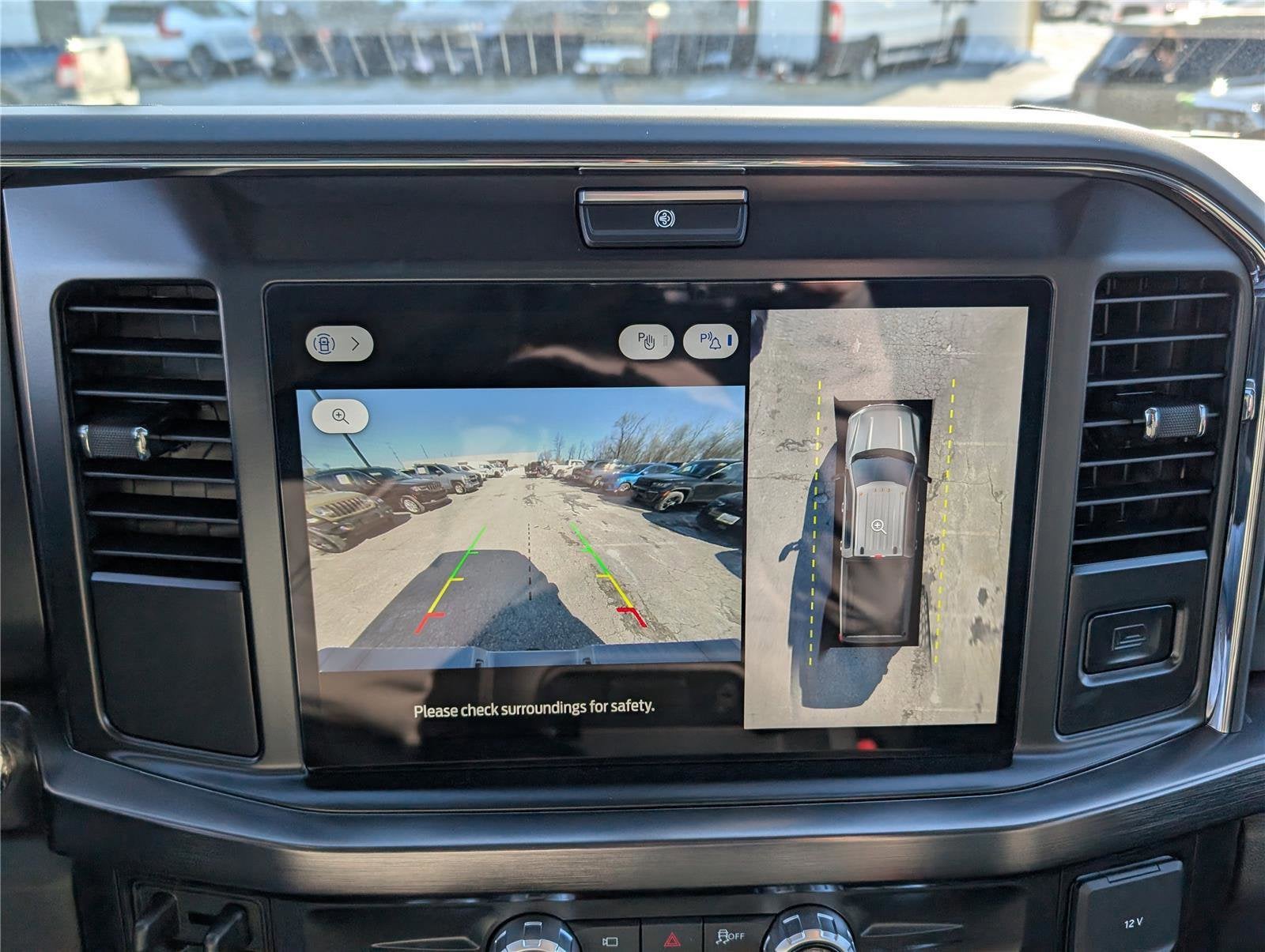 2026 Ford Super Duty F-450 DRW LARIAT