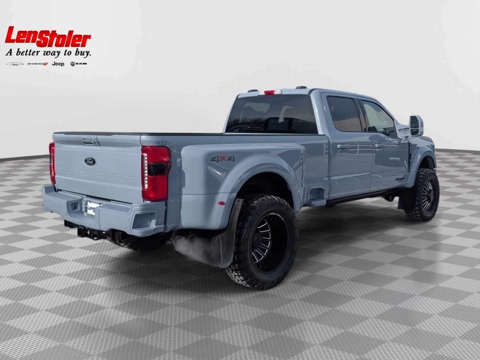 2026 Ford Super Duty F-450 DRW LARIAT
