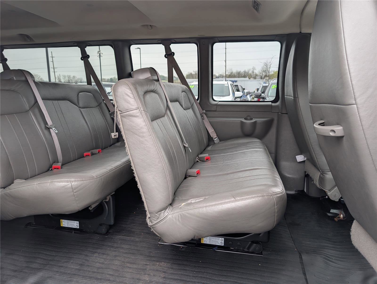 2013 Chevrolet Express Passenger LS