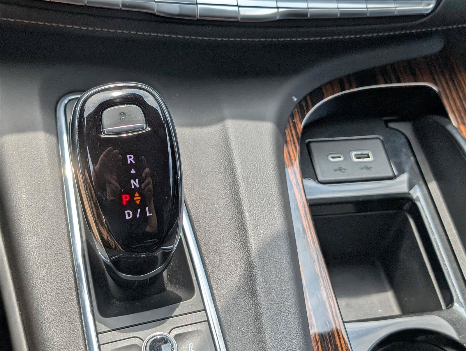 2023 Cadillac Escalade 4WD Luxury