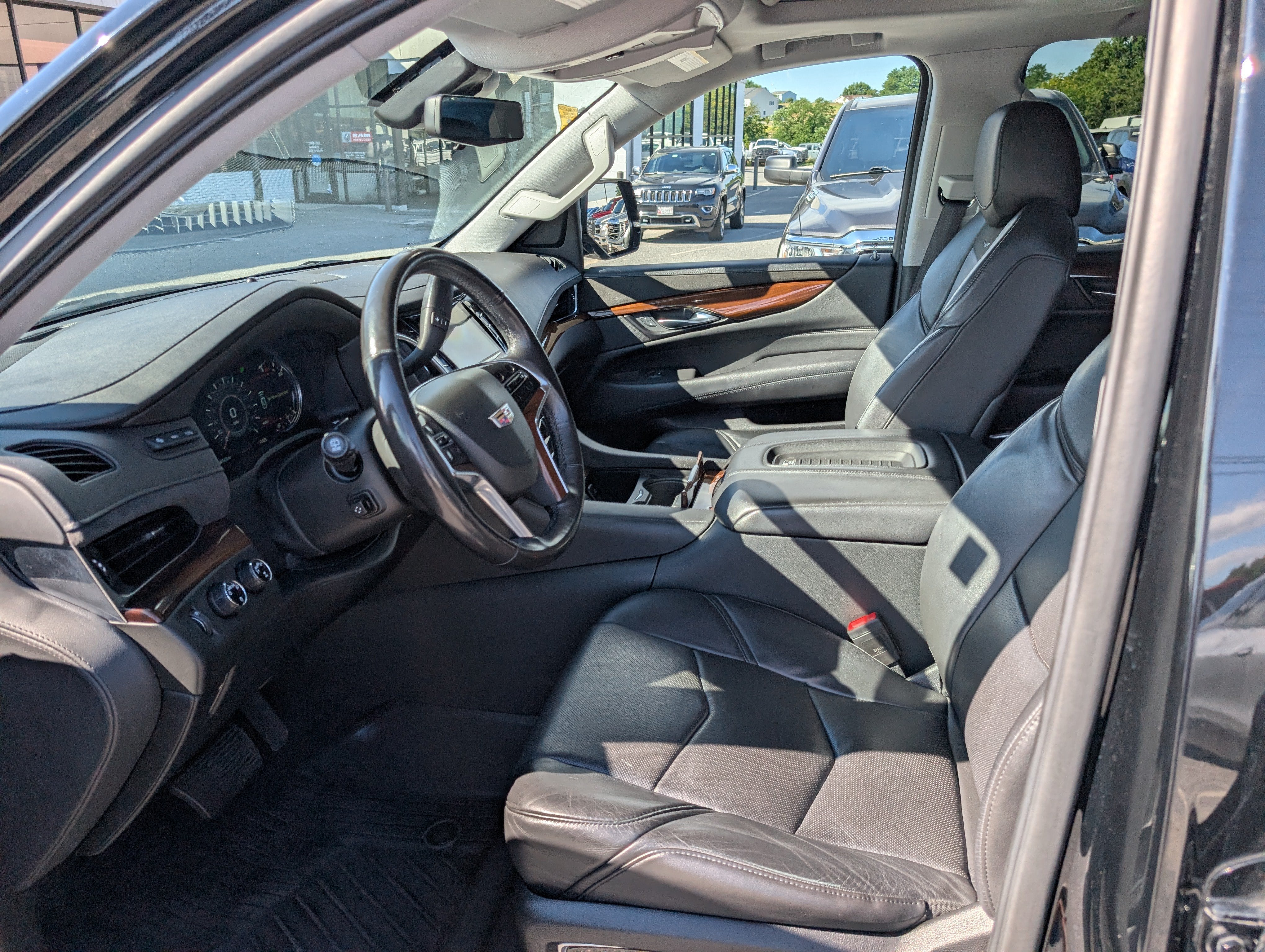 2020 Cadillac Escalade Premium Luxury