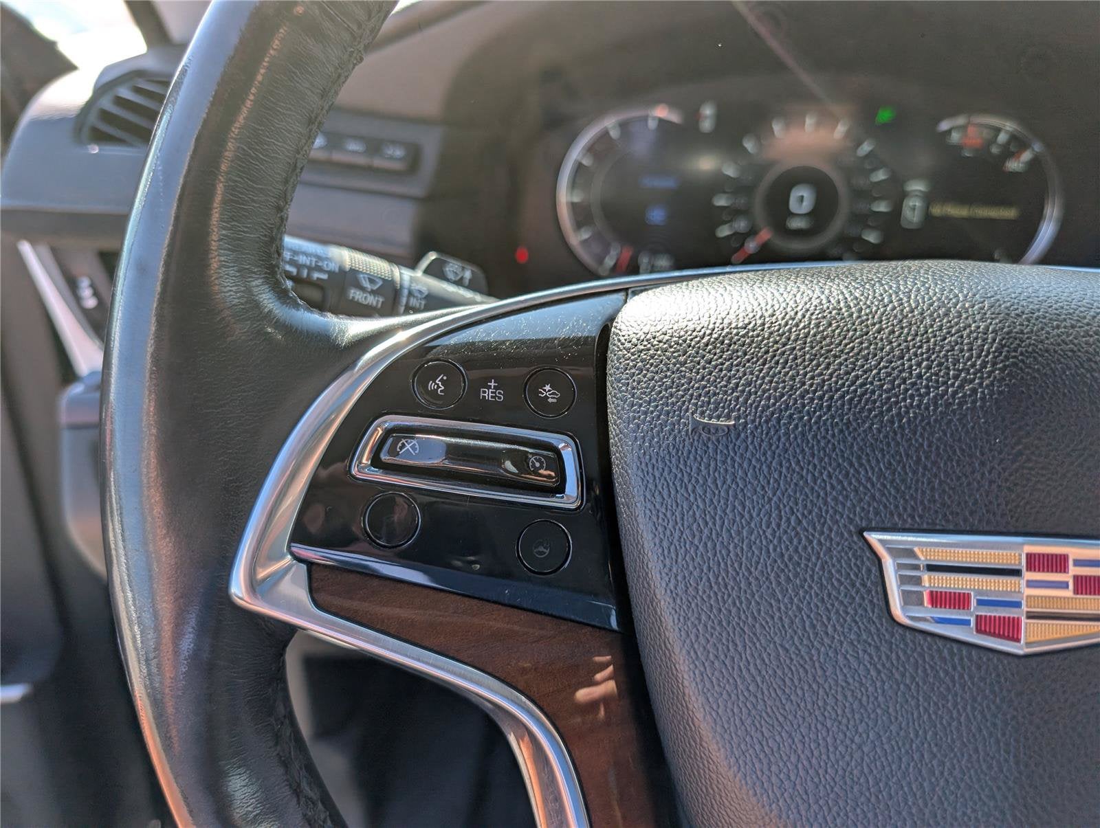 2020 Cadillac Escalade Premium Luxury