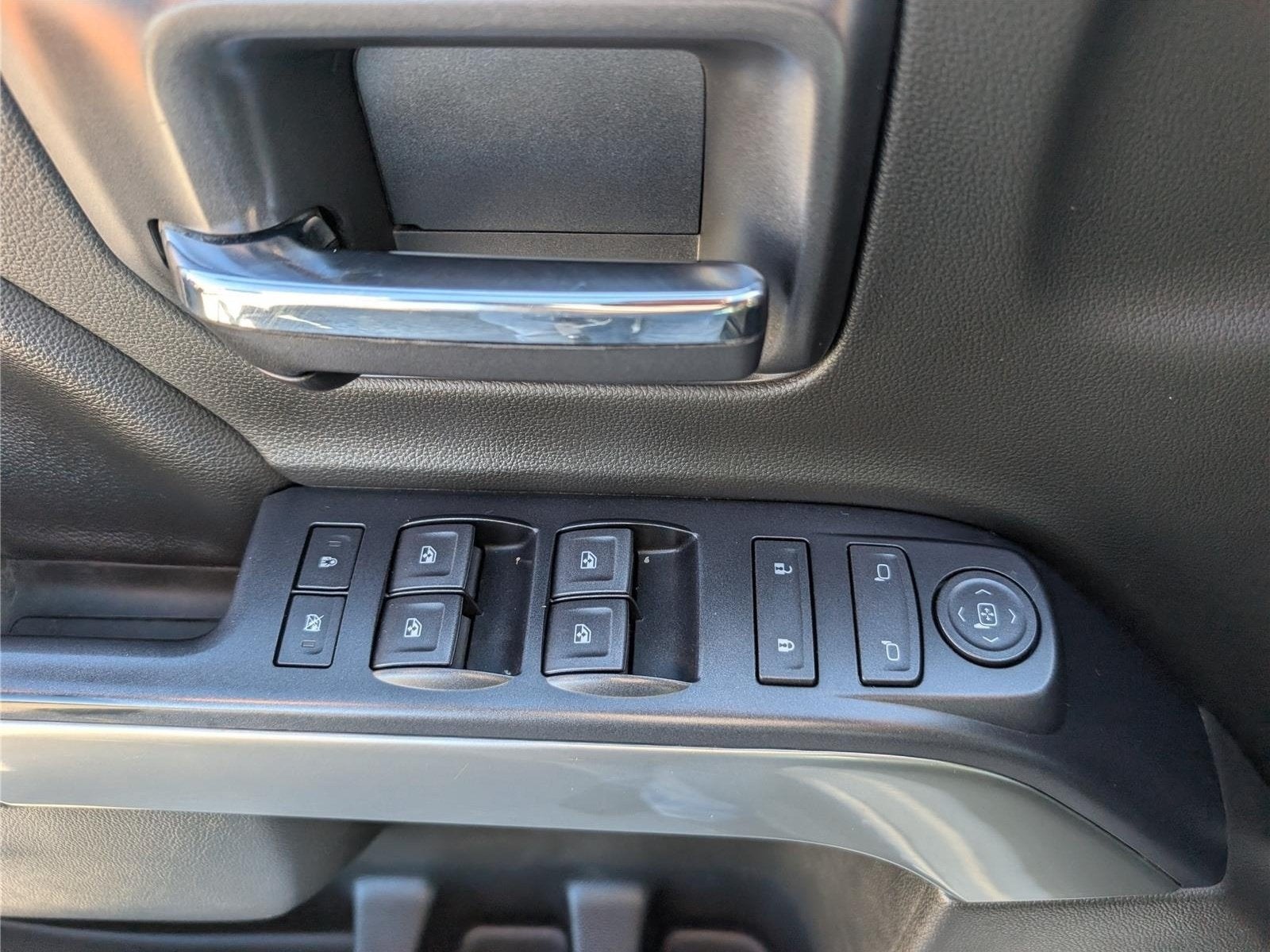 2019 Chevrolet Silverado MD LT