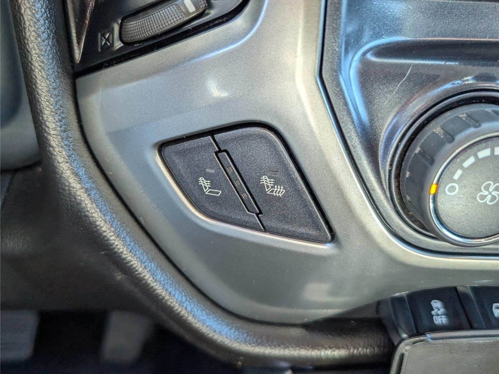 2019 Chevrolet Silverado MD LT