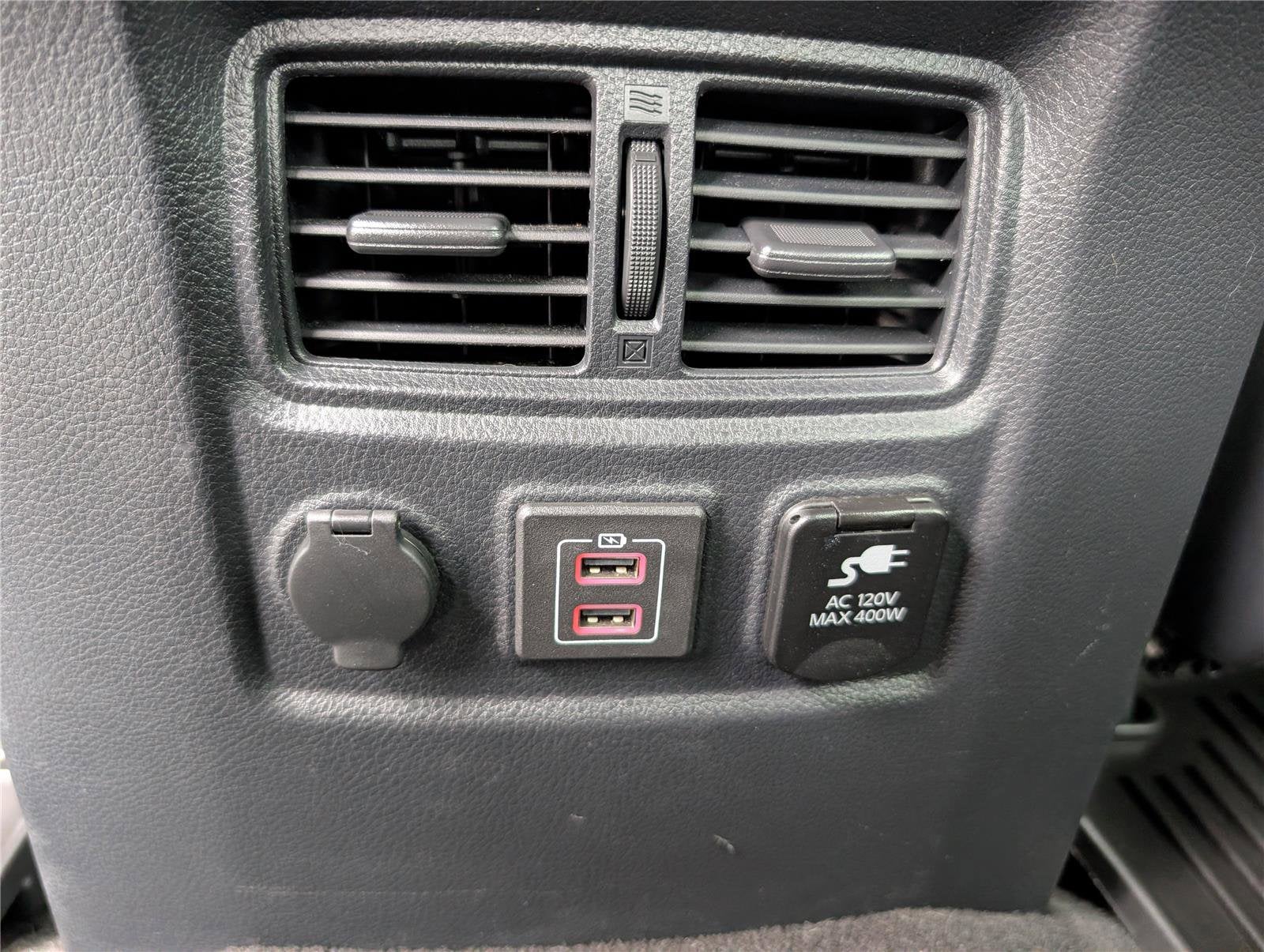 2020 Nissan Titan SV