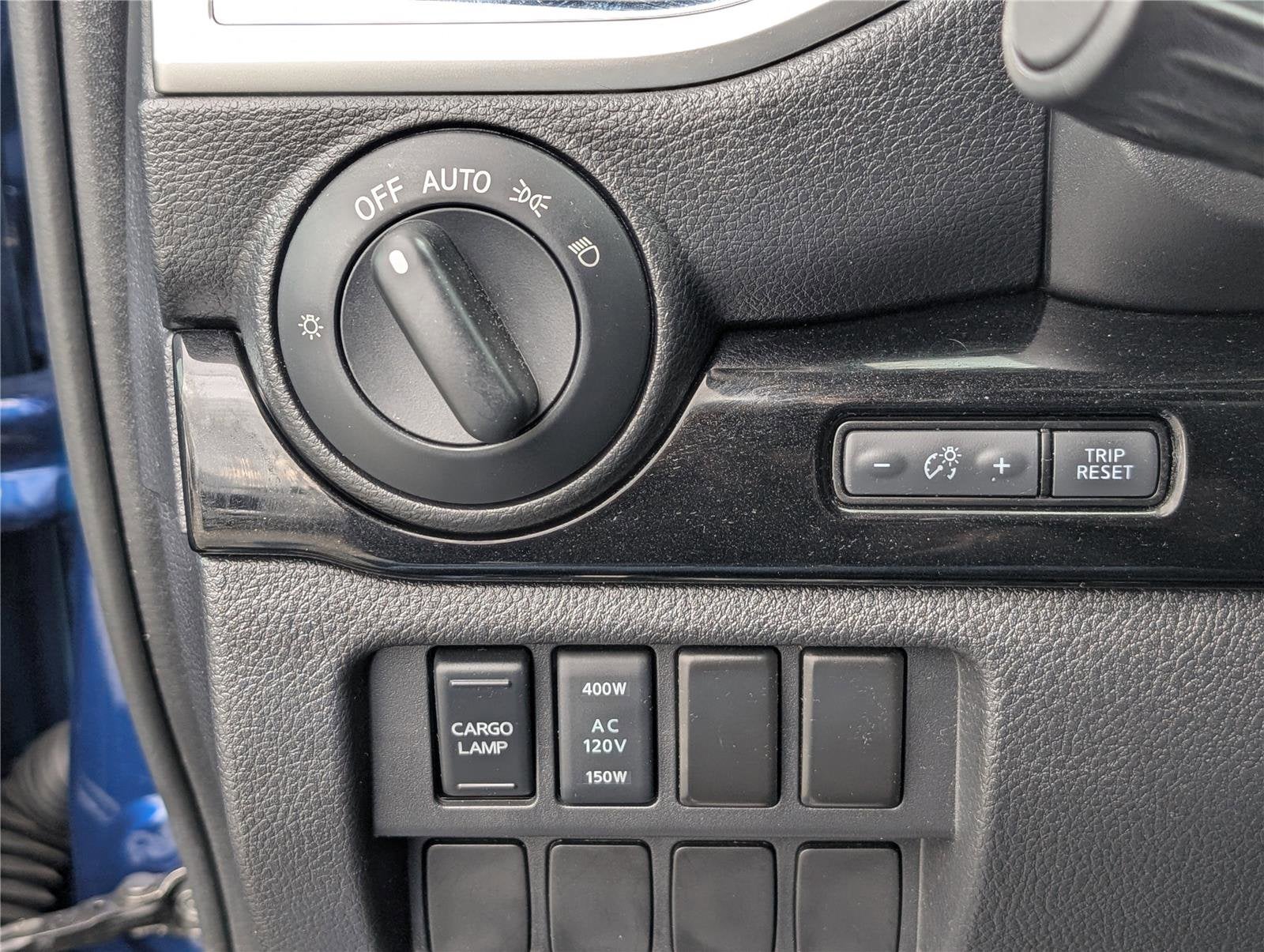 2020 Nissan Titan SV