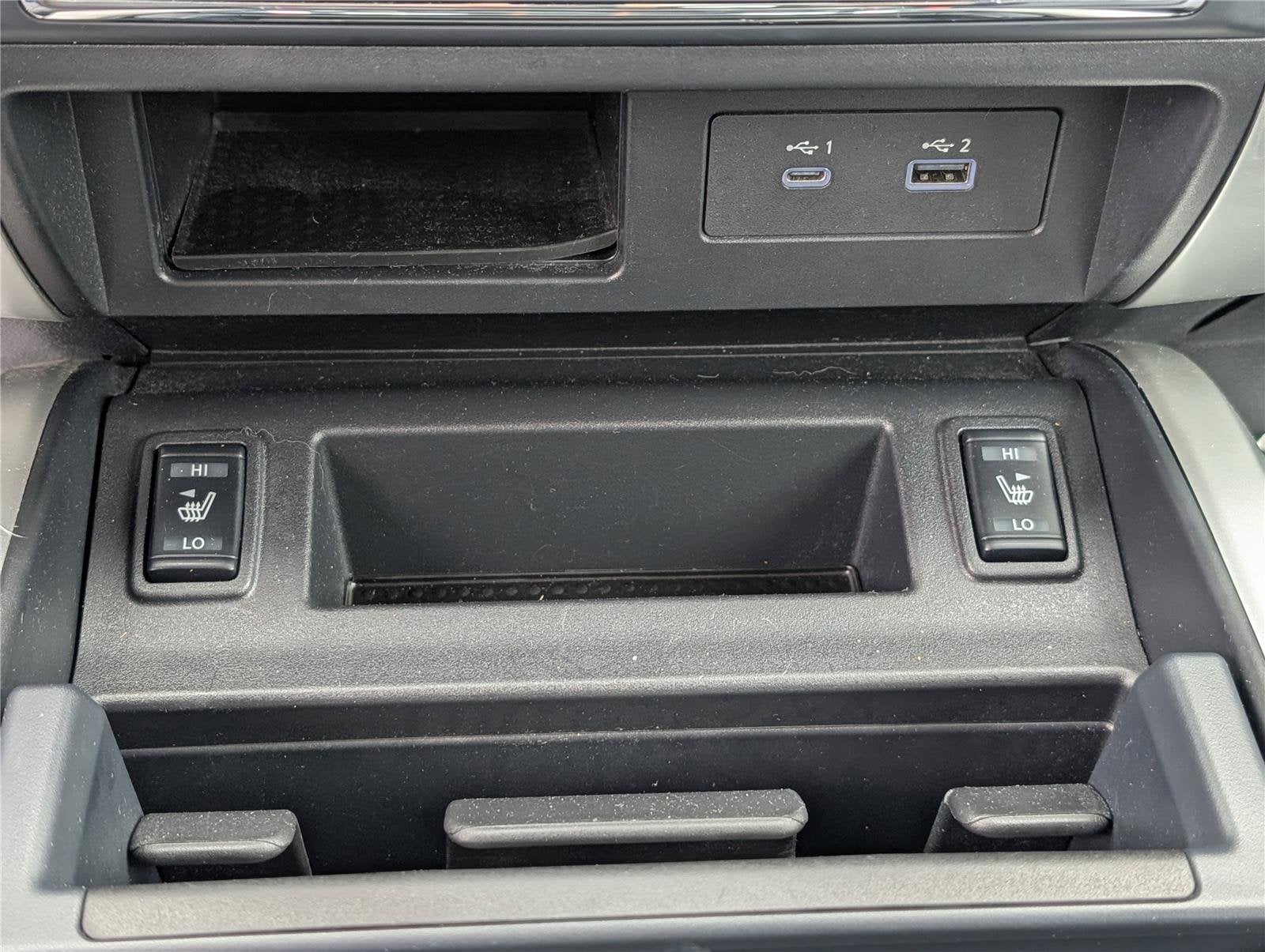 2020 Nissan Titan SV