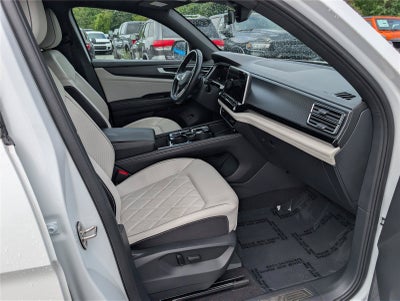 2024 Volkswagen Atlas Cross Sport 2.0T SEL Premium R-Line