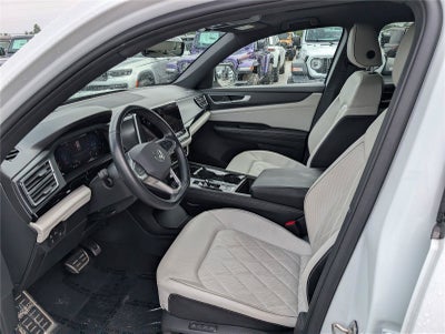 2024 Volkswagen Atlas Cross Sport 2.0T SEL Premium R-Line