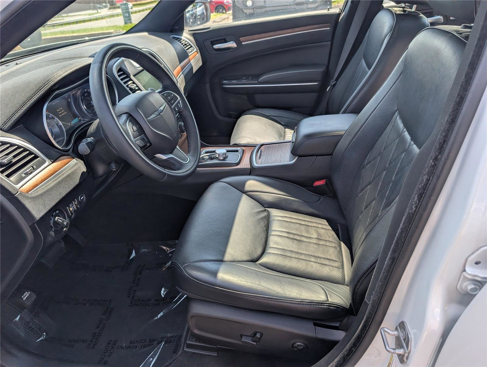 2016 Chrysler 300 300C Platinum