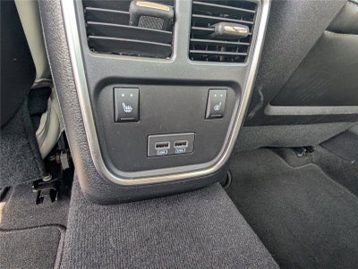 2023 Chrysler 300 Touring L