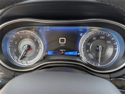 2023 Chrysler 300 Touring L