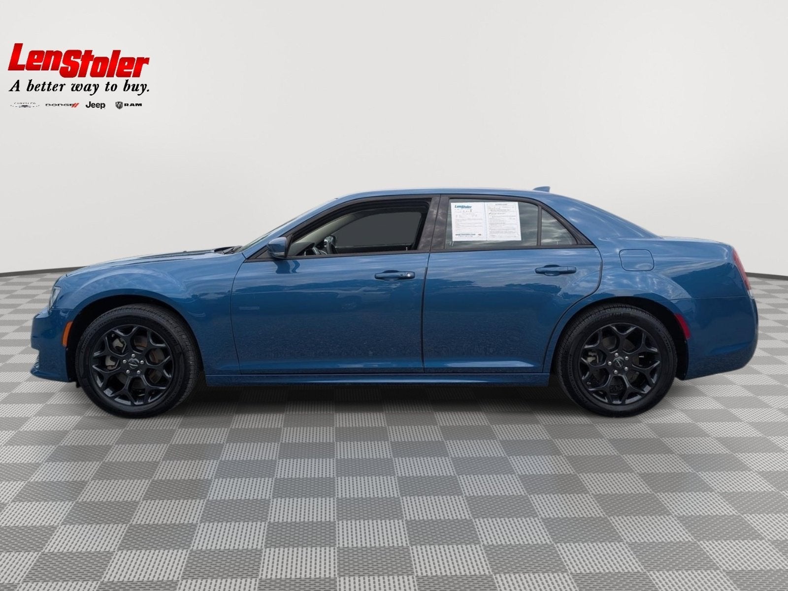 2023 Chrysler 300 Touring L