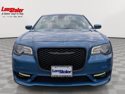 2023 Chrysler 300 Touring L