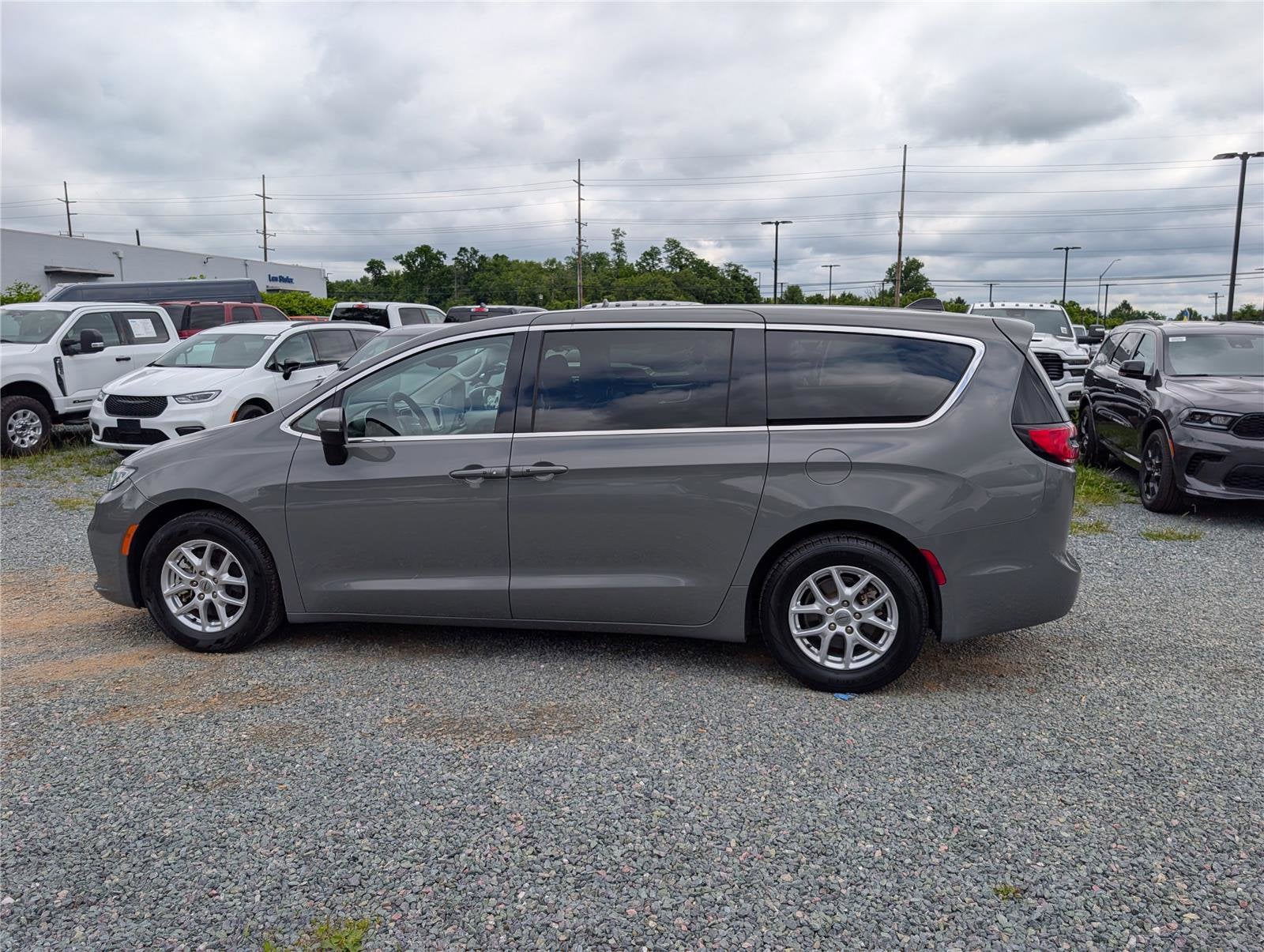 2023 Chrysler Pacifica Touring L