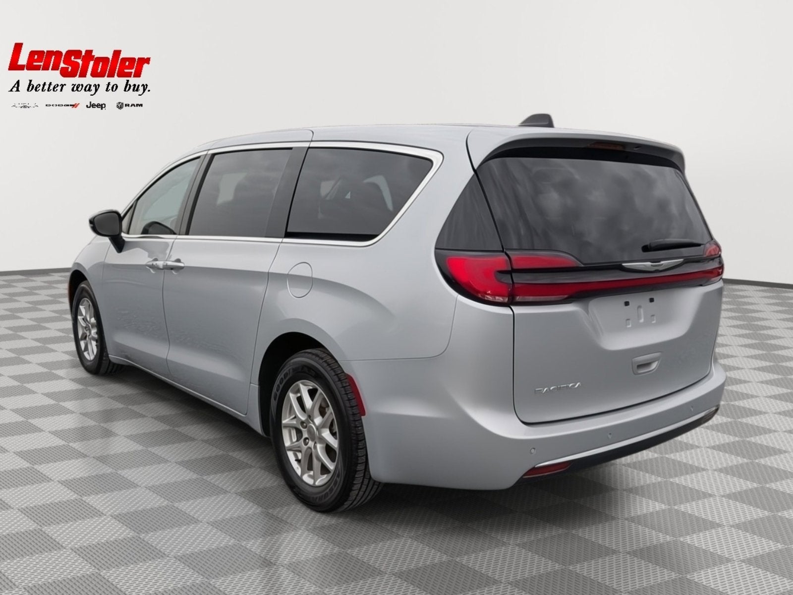 2024 Chrysler Pacifica Touring L