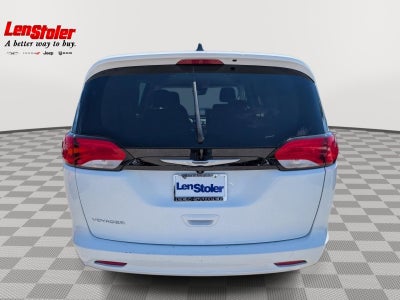 2023 Chrysler Voyager LX