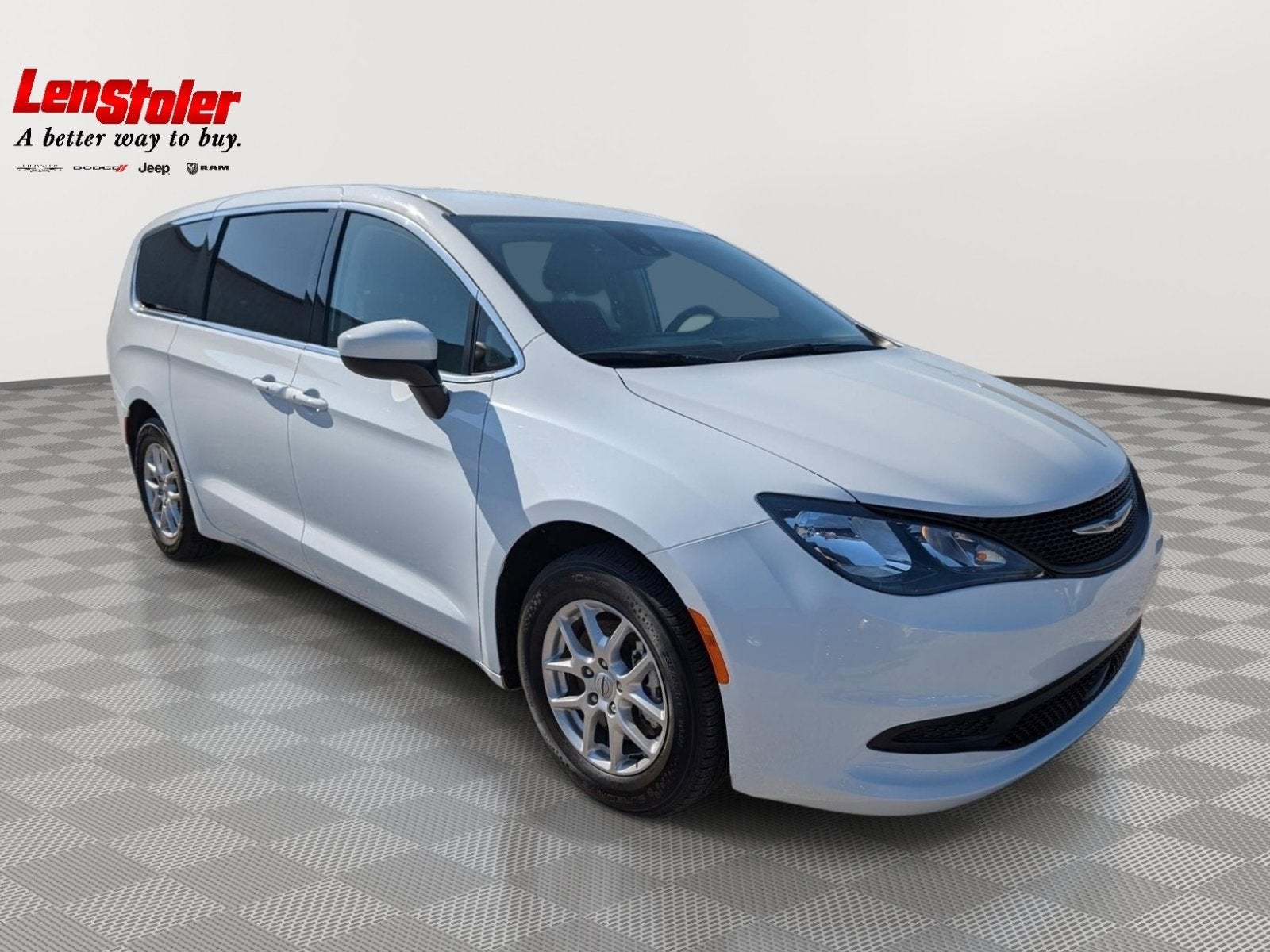 2023 Chrysler Voyager LX