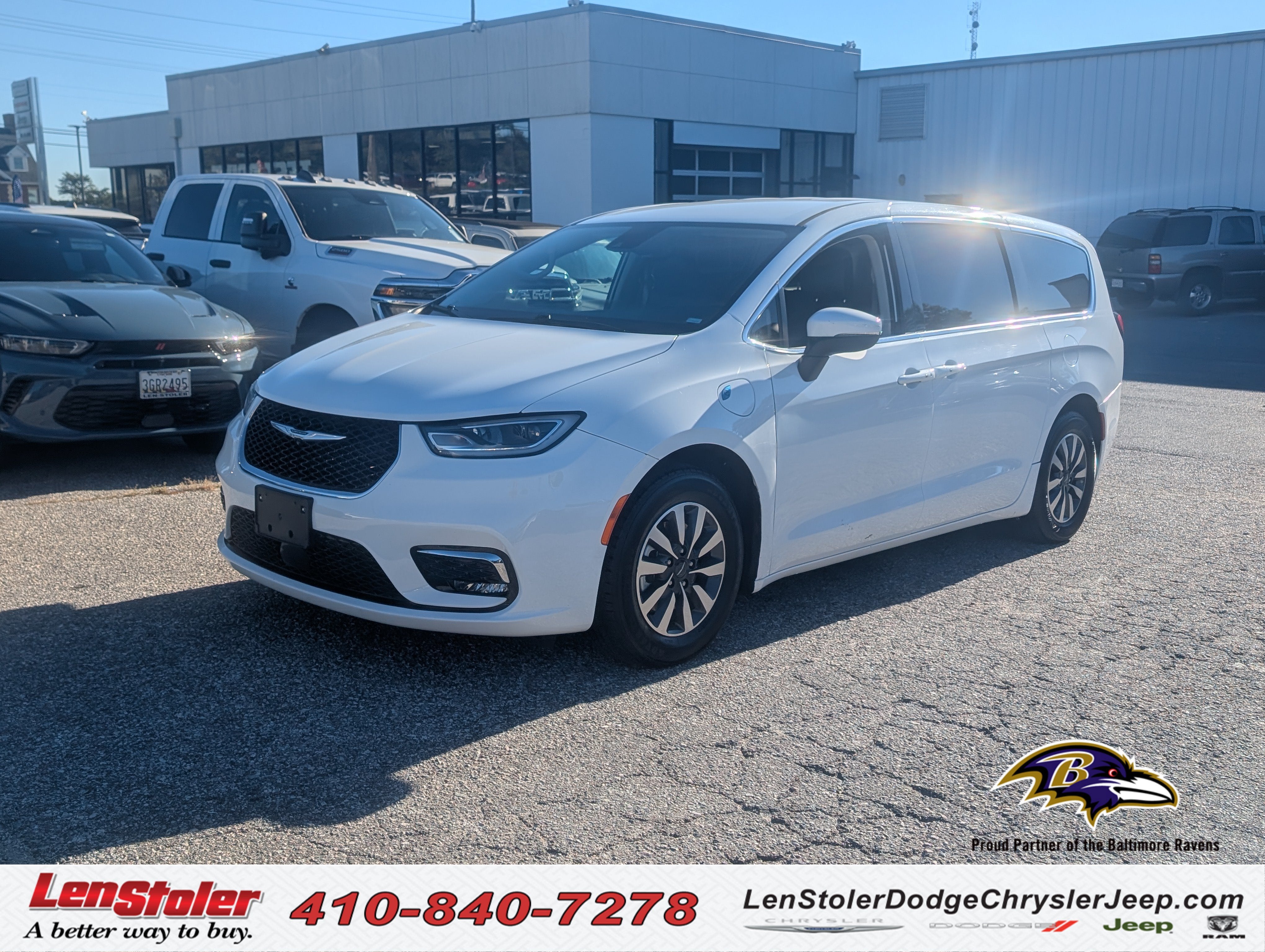2023 Chrysler Pacifica Hybrid Touring L